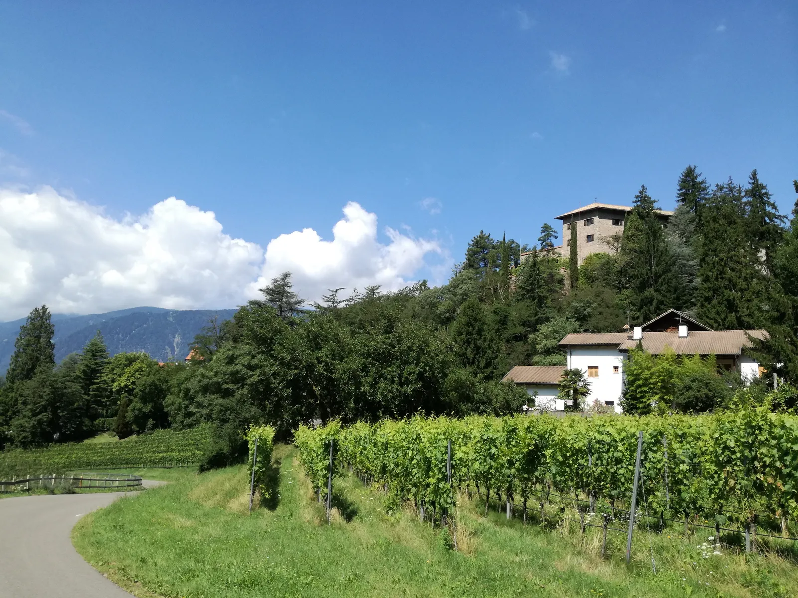 Castel Fragsburg — Exterior, Merano