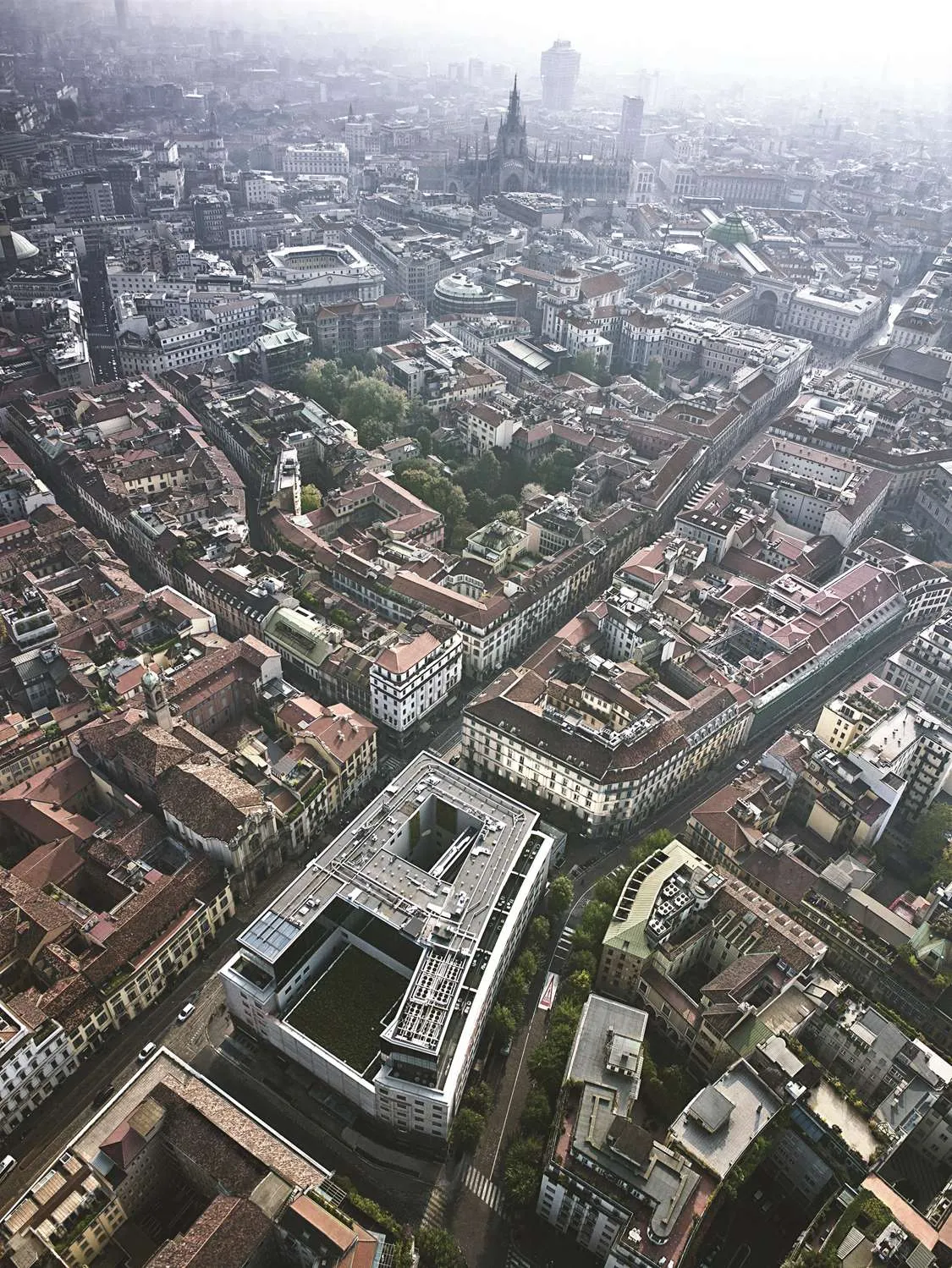 Armani Hotel Milano — Exterior, Milan