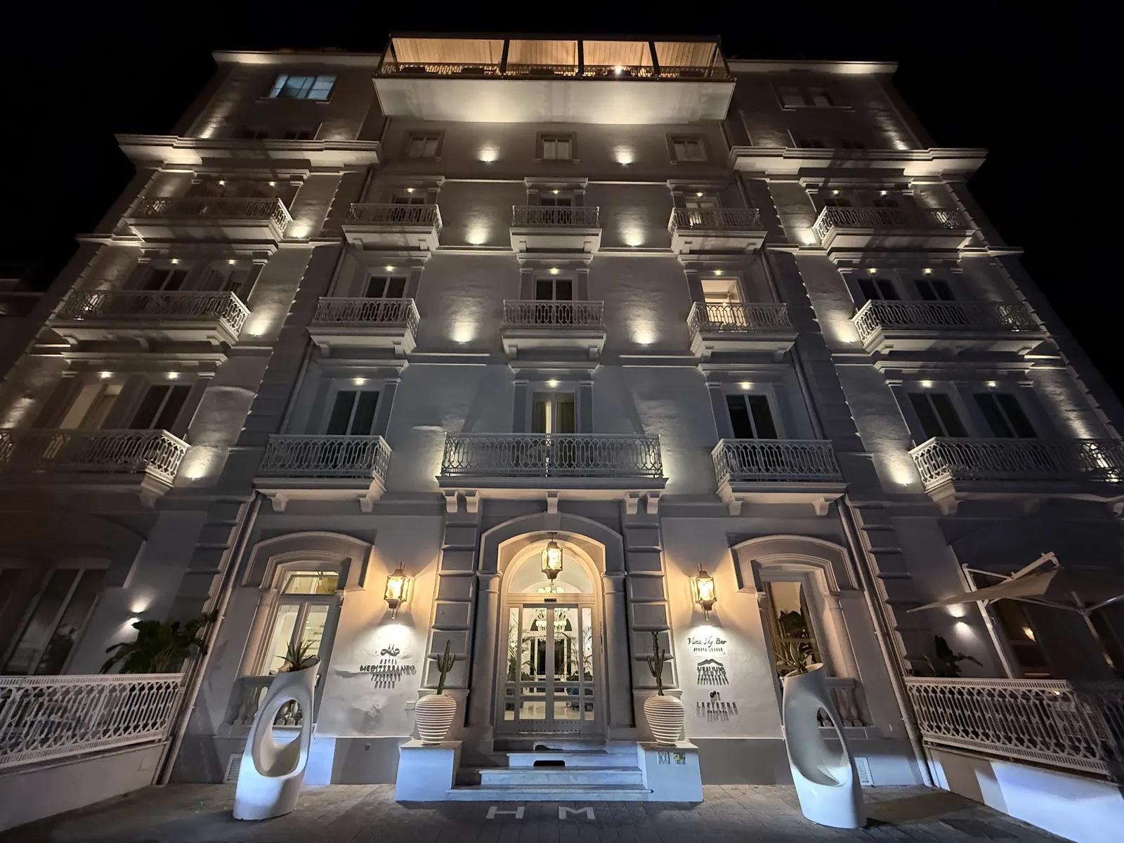 Hotel Mediterraneo Sorrento — Exterior, Naples
