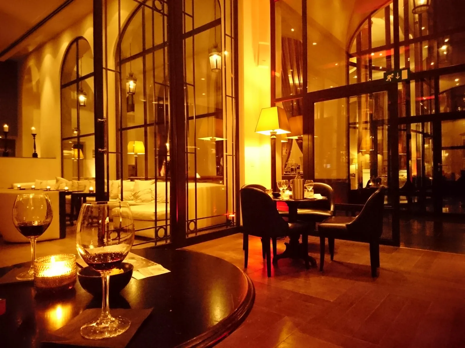 The Dominican — Exterior, Brussels