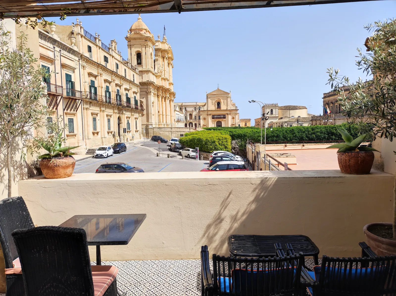 Q92 Noto Hotel — Exterior, Noto