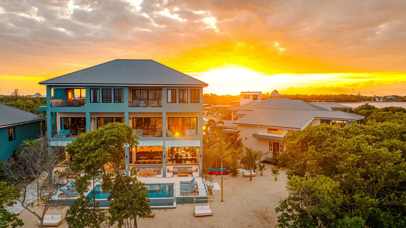 Itzana Resort & Residences — Exterior, Placencia