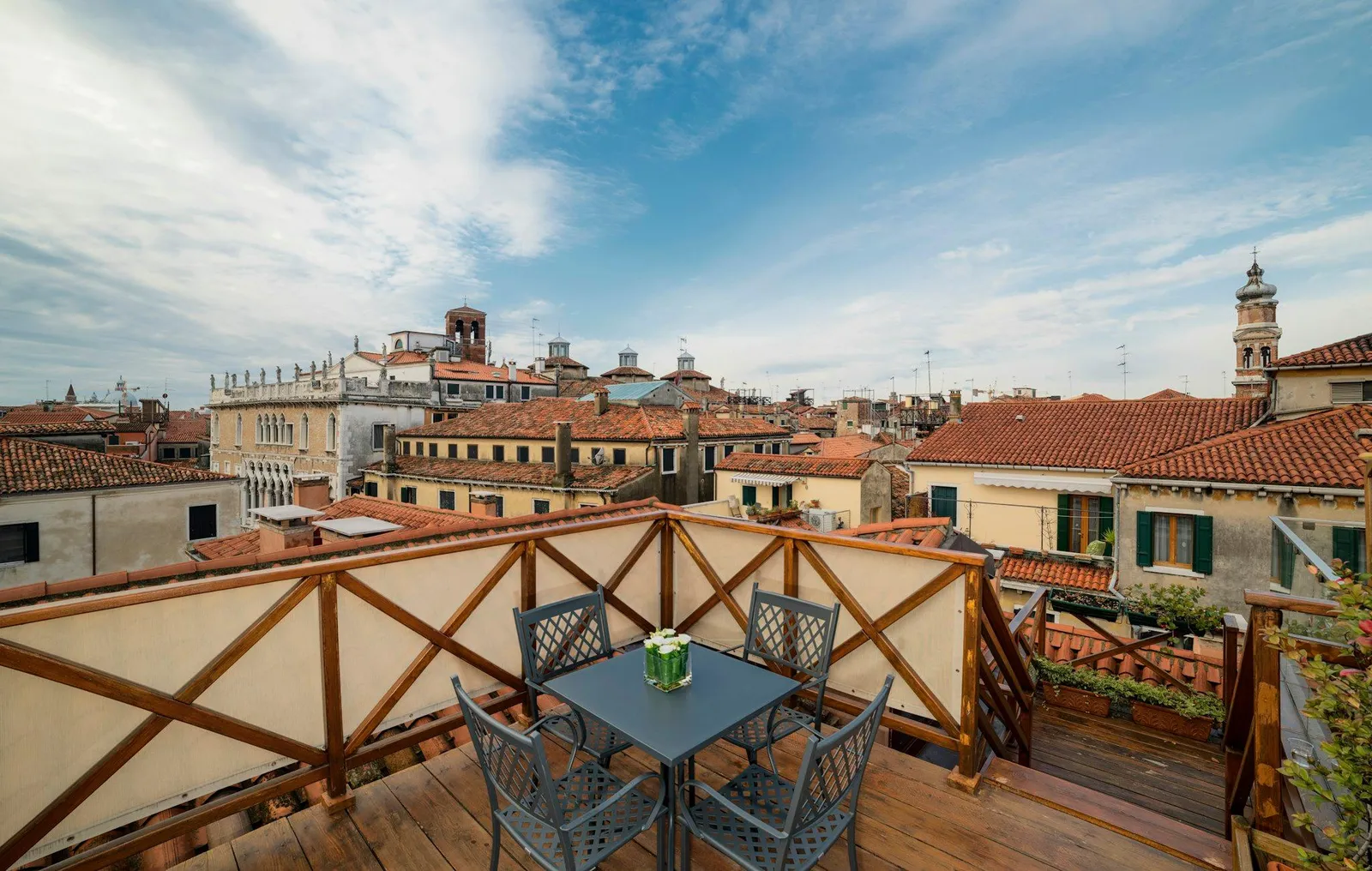 Ai Reali di Venezia — Exterior, Venice