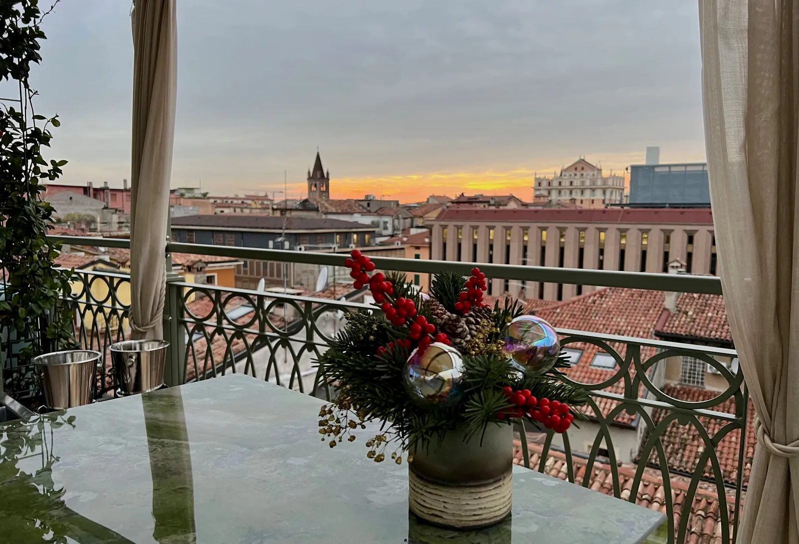 Vista Verona — Exterior, Verona
