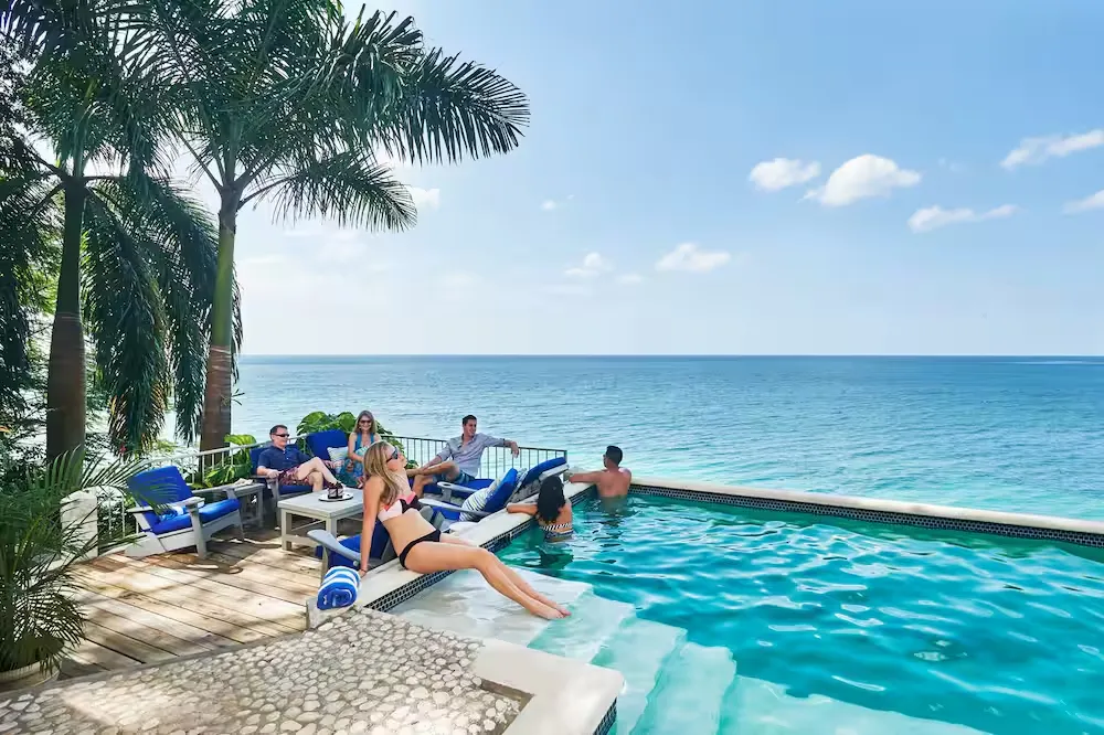 Bluefields Bay Villas — At a glance, Bluefields