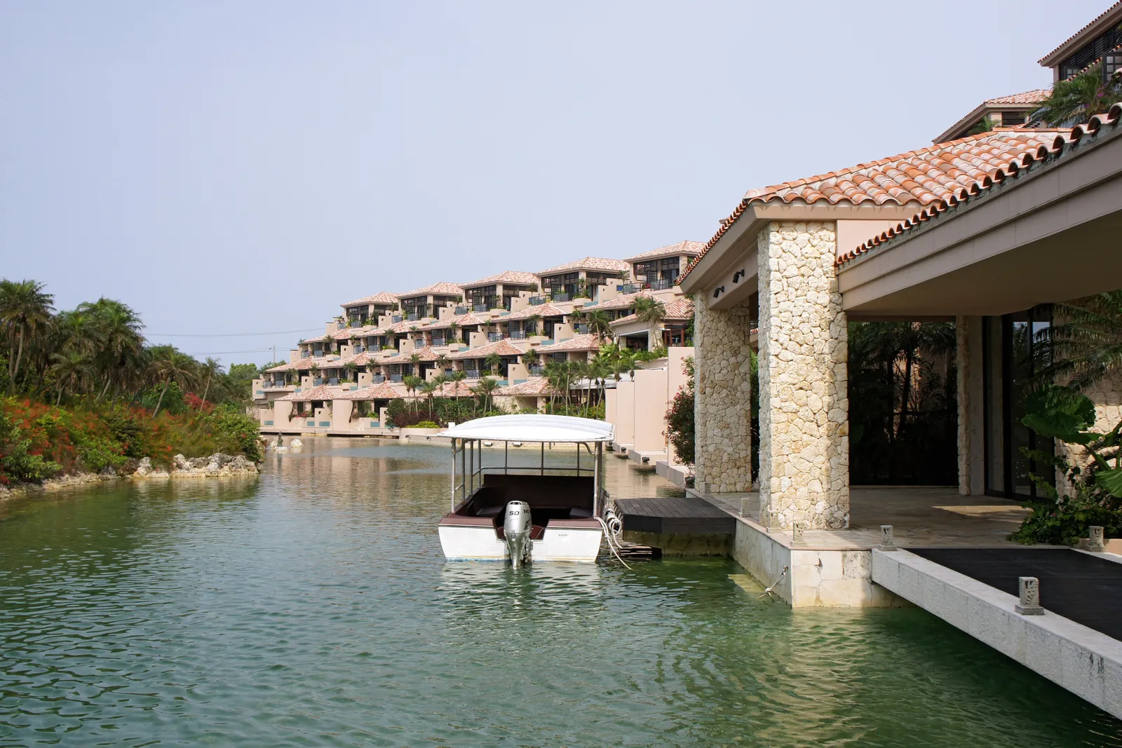Shigira Bayside Suite Allamanda, Miyakojima