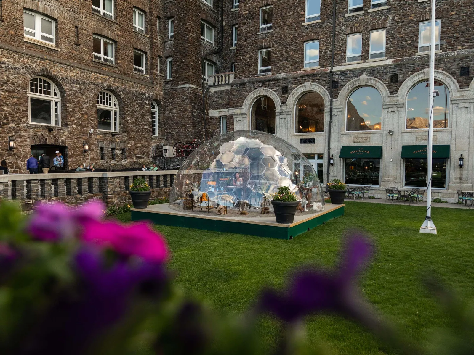 Fairmont Banff Springs — Exterior, Banff