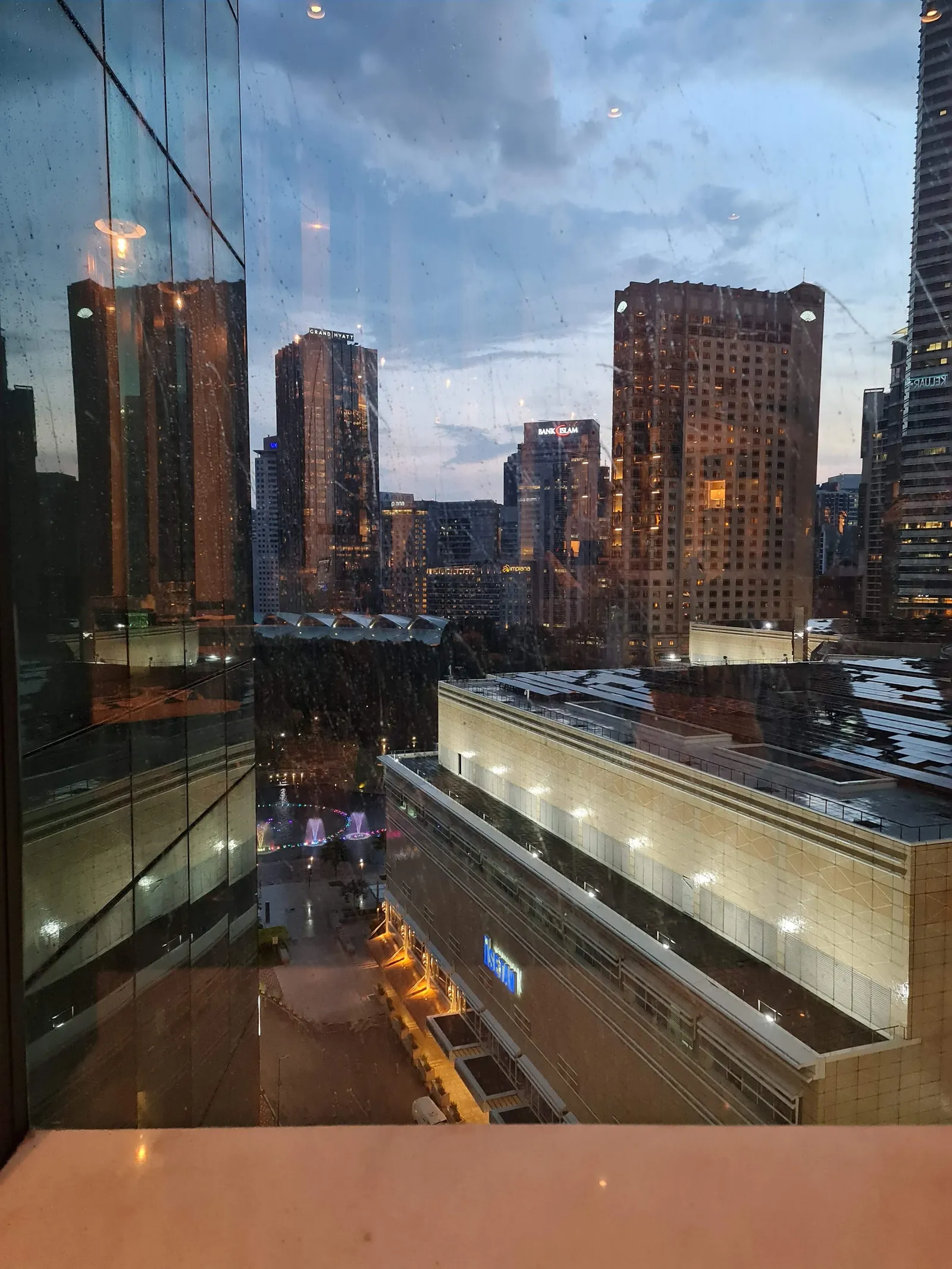 Four Seasons Hotel Kuala Lumpur — Exterior, Kuala Lumpur