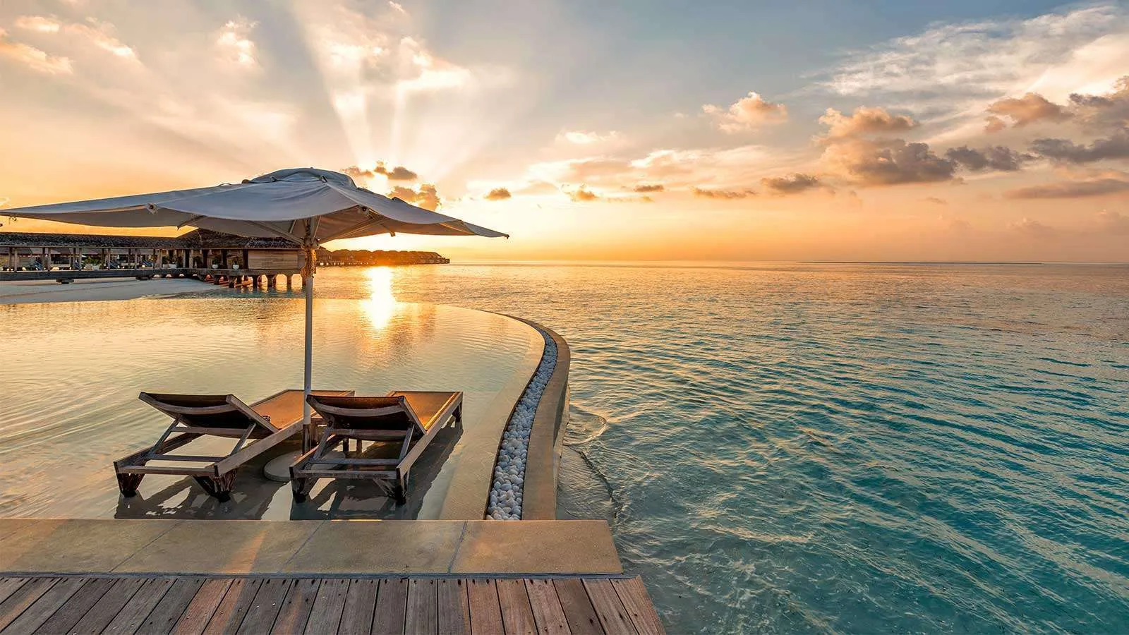 Hurawalhi Island Resort, Malé