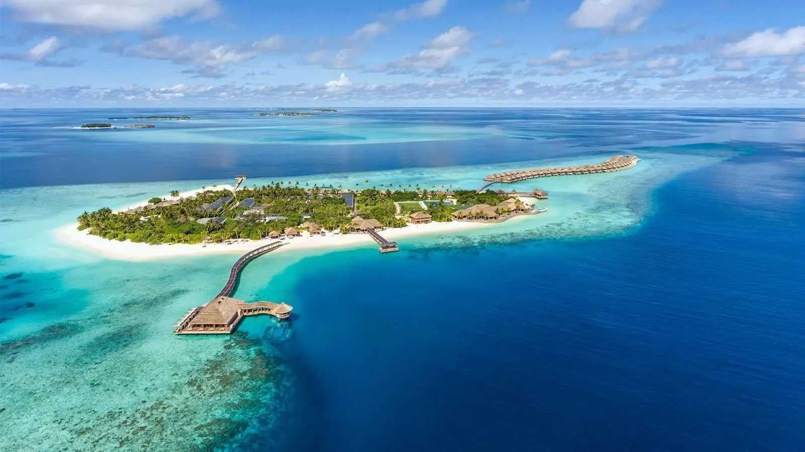 Hurawalhi Island Resort, Malé