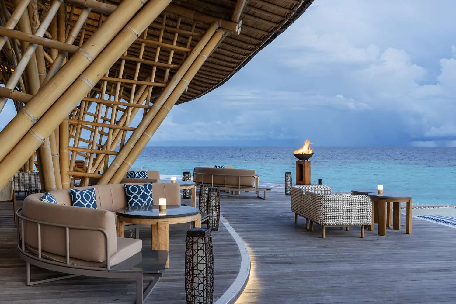 Banyan Tree Vabbinfaru — Exterior, North Malé Atoll
