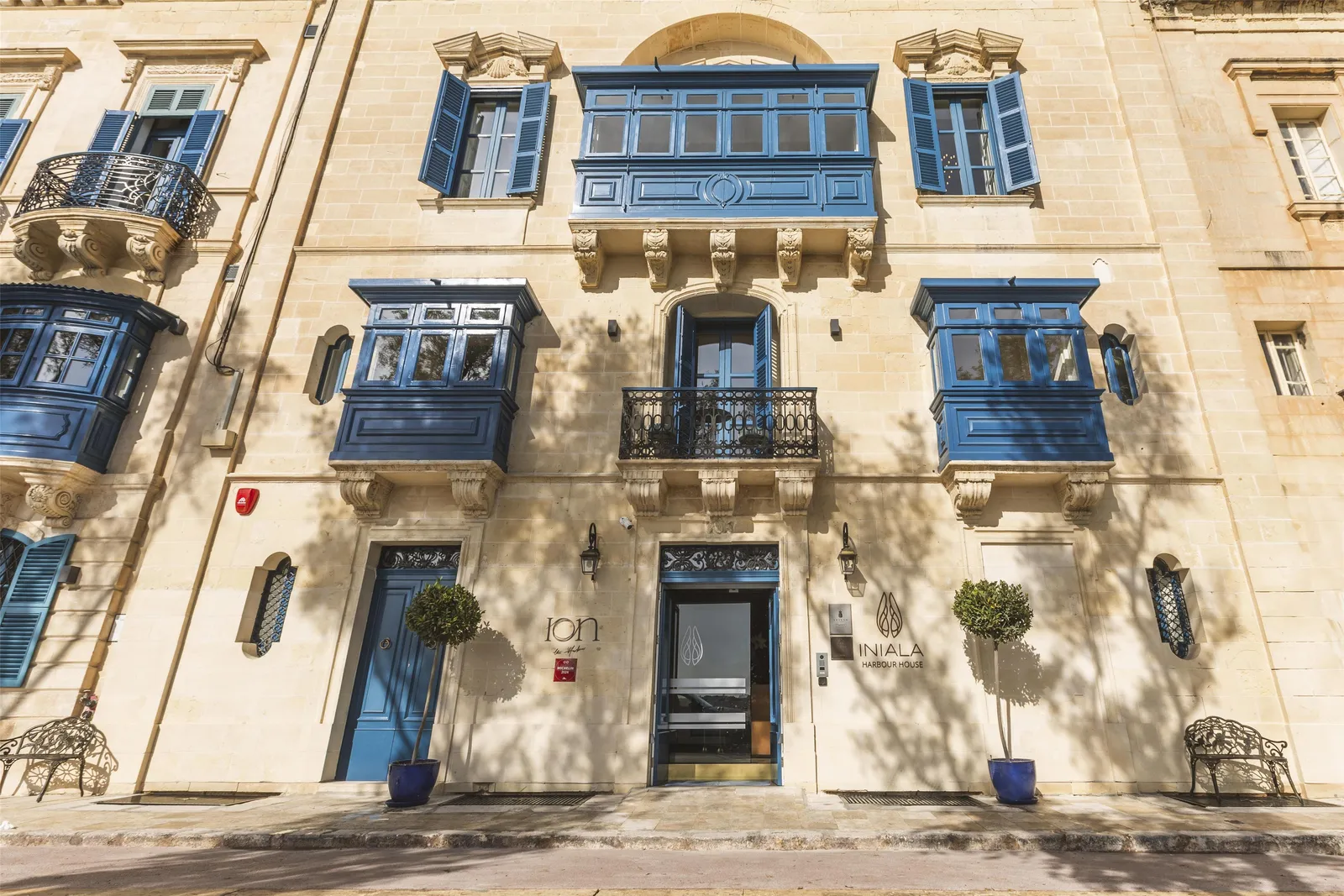 Iniala Valletta — Exterior, Floriana