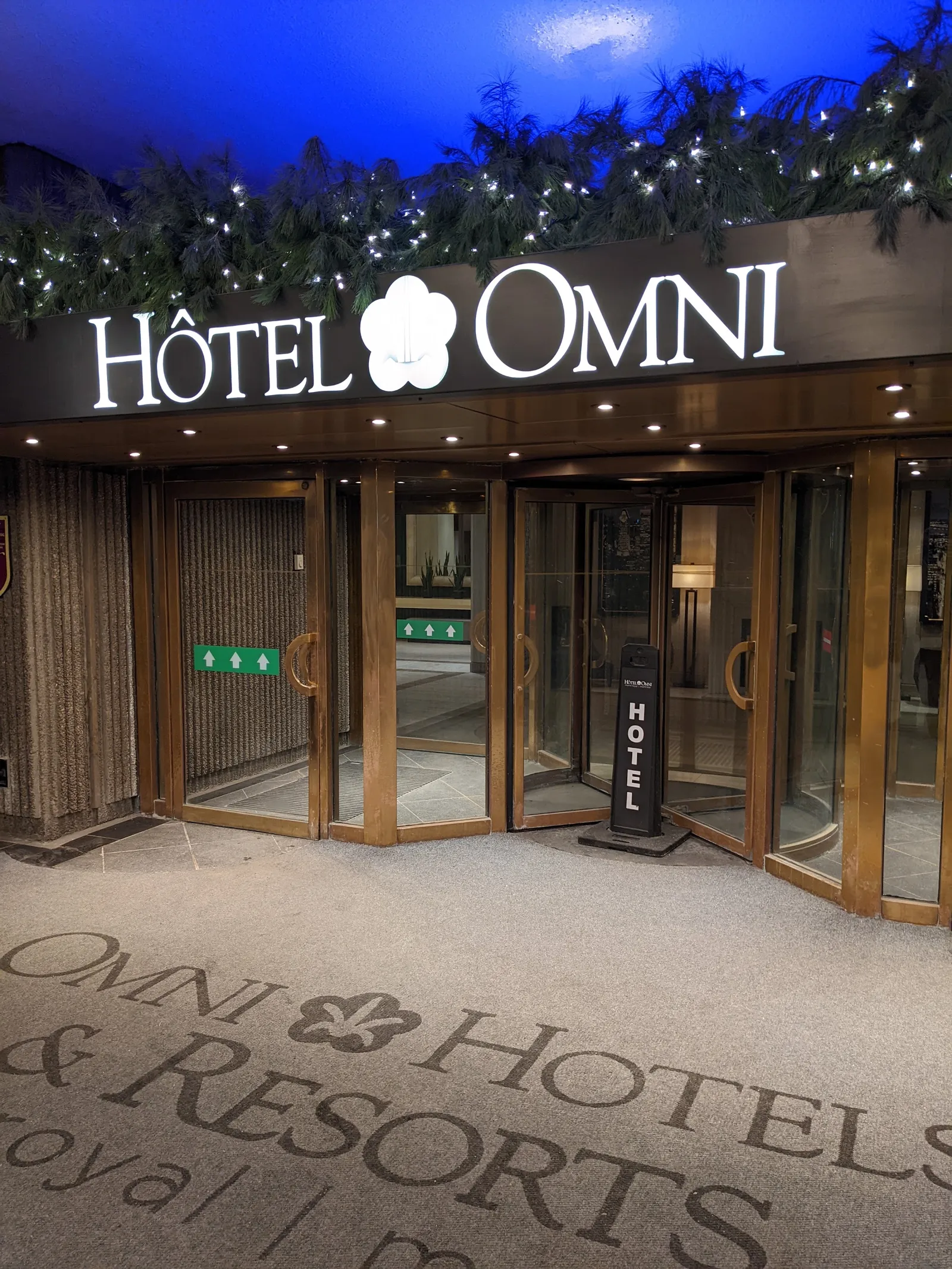 Hotel Omni Mont-Royal — Exterior, Montréal