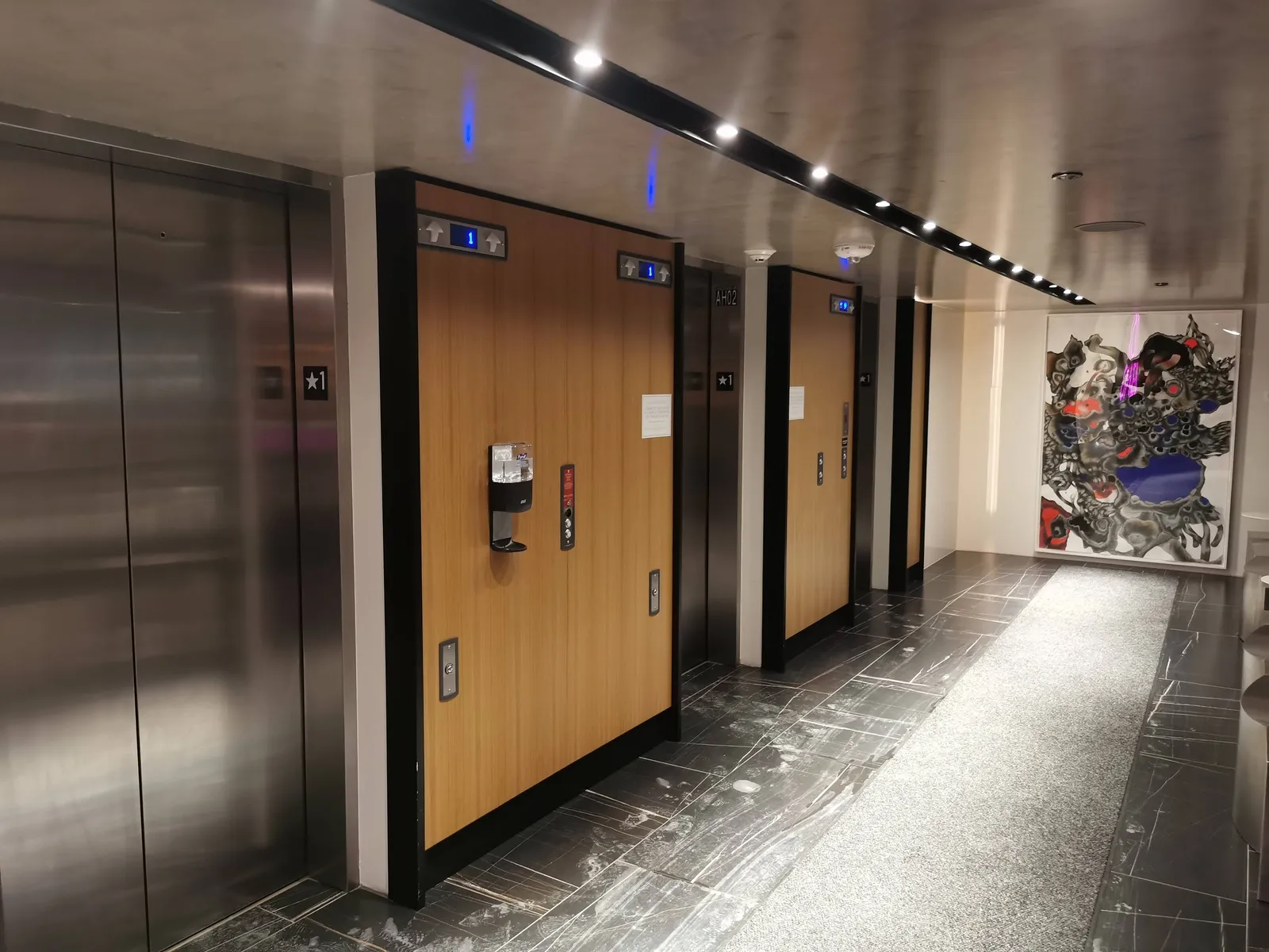 Humaniti Hotel Montreal — Exterior, Montréal