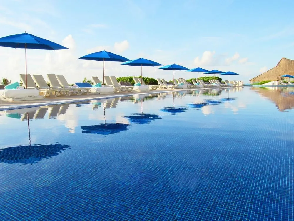 Live Aqua Beach Resort Cancun, Cancún