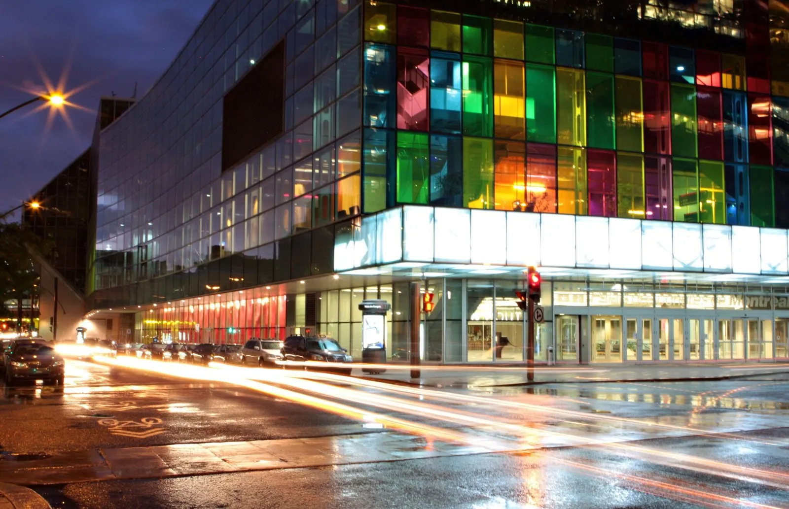 W Montreal — Exterior, Montréal