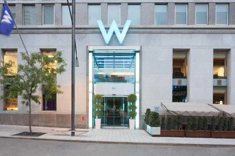 W Montreal — Exterior, Montréal
