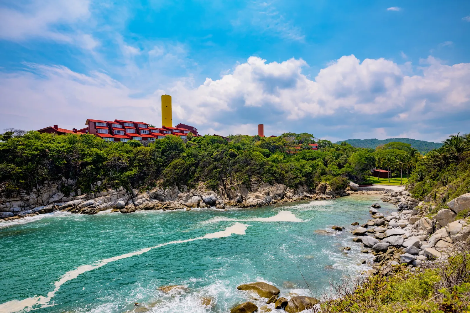 Las Brisas Huatulco, Huatulco