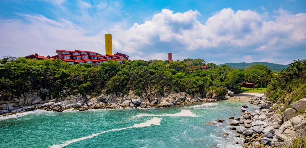 Las Brisas Huatulco, Huatulco