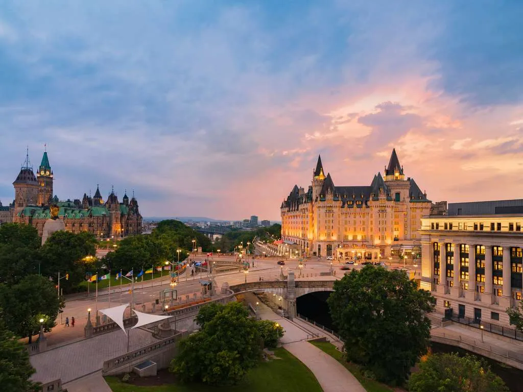 Fairmont Chateau Laurier — Exterior, Ottawa