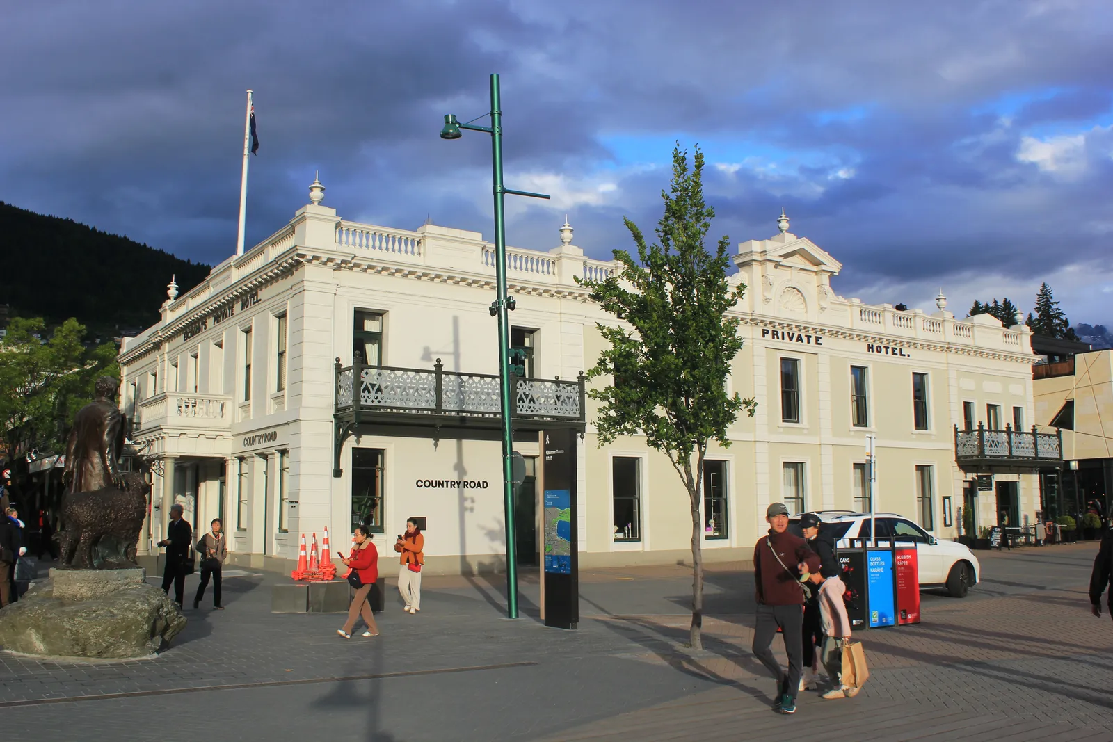 Eichardt S Private Hotel — Exterior, Queenstown