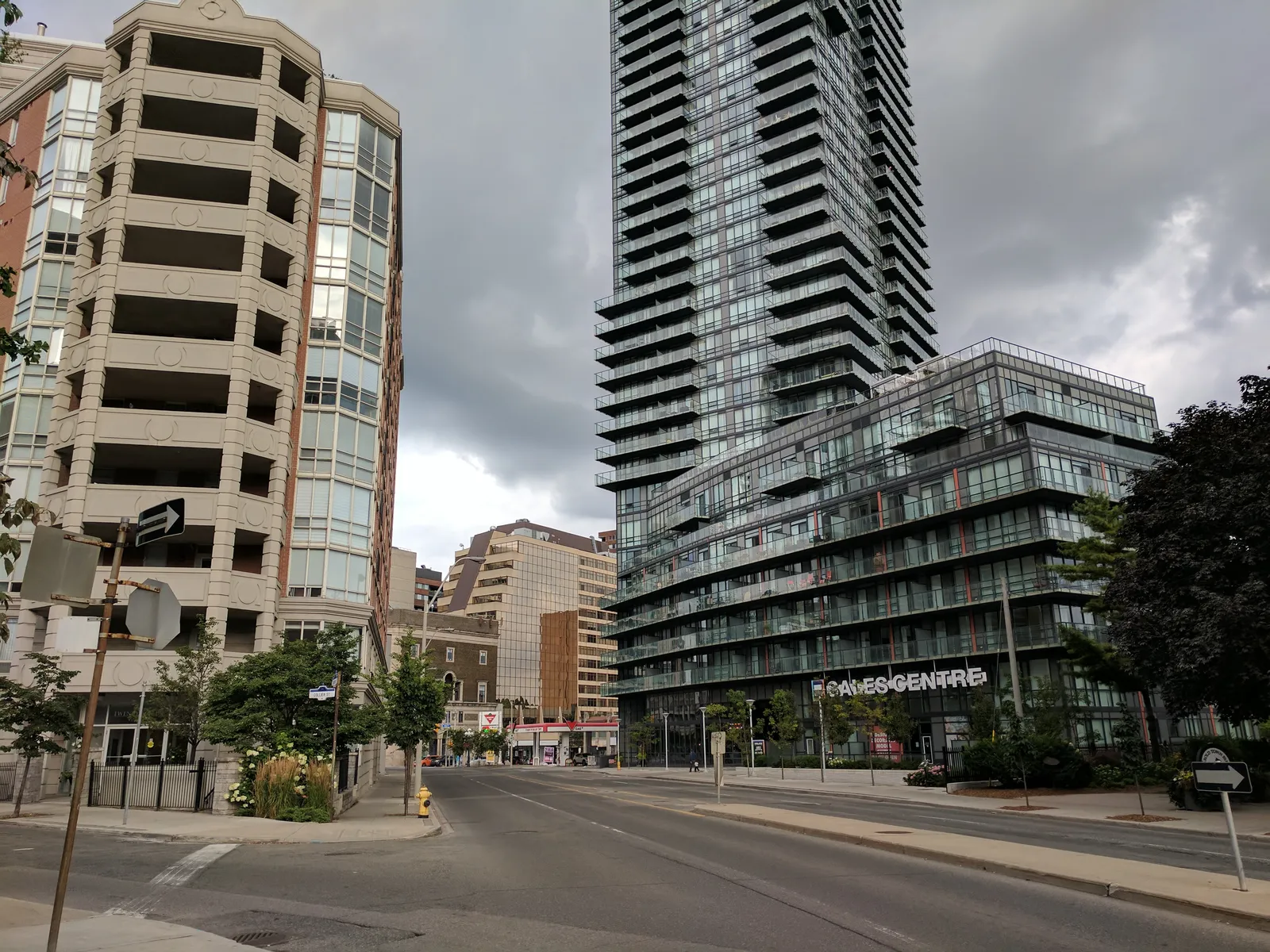 W Toronto — Exterior, Toronto