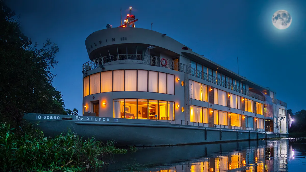 Delfin Amazon Cruises, Iquitos