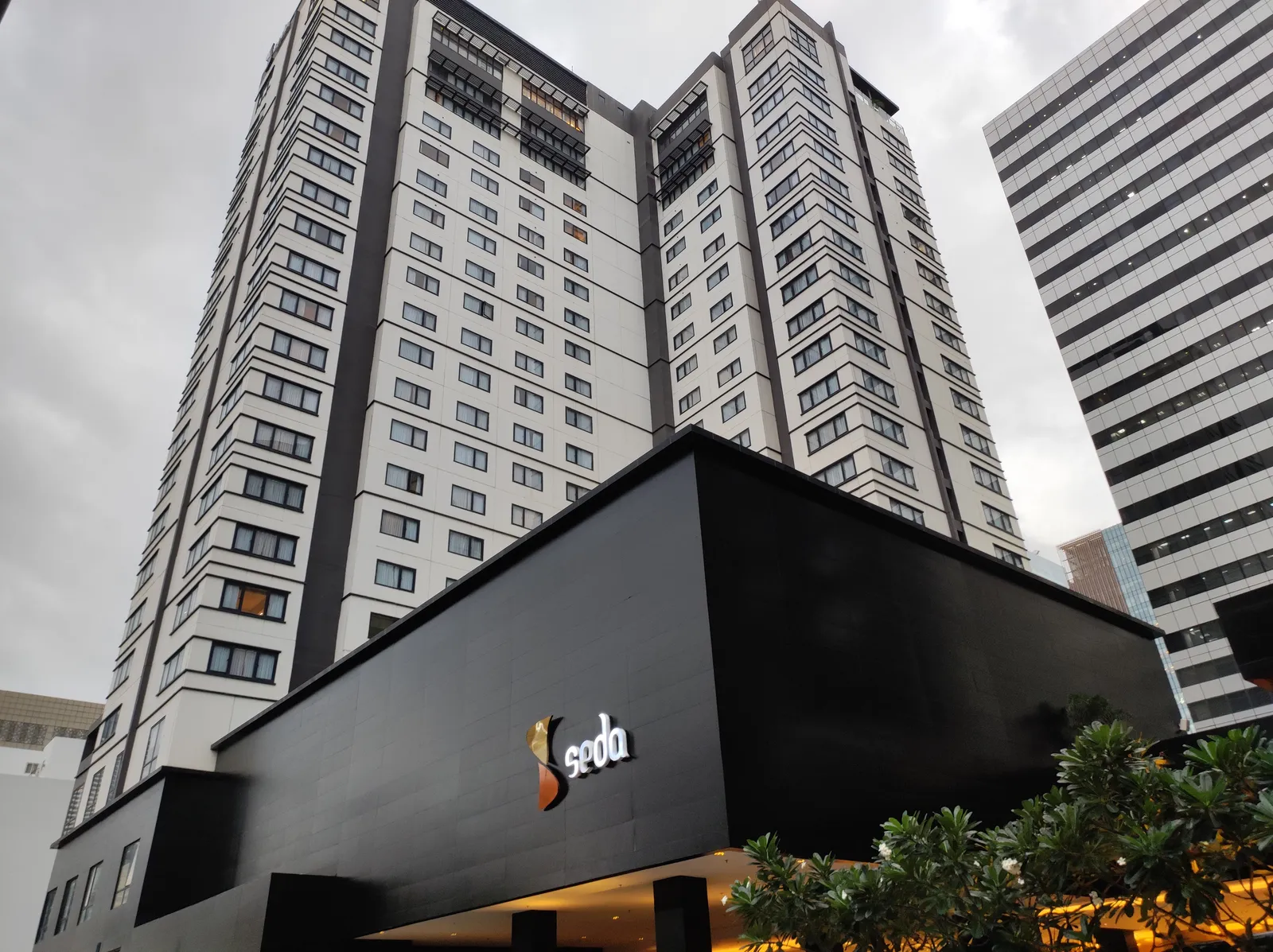 Seda Club Hotel — Exterior, Makati