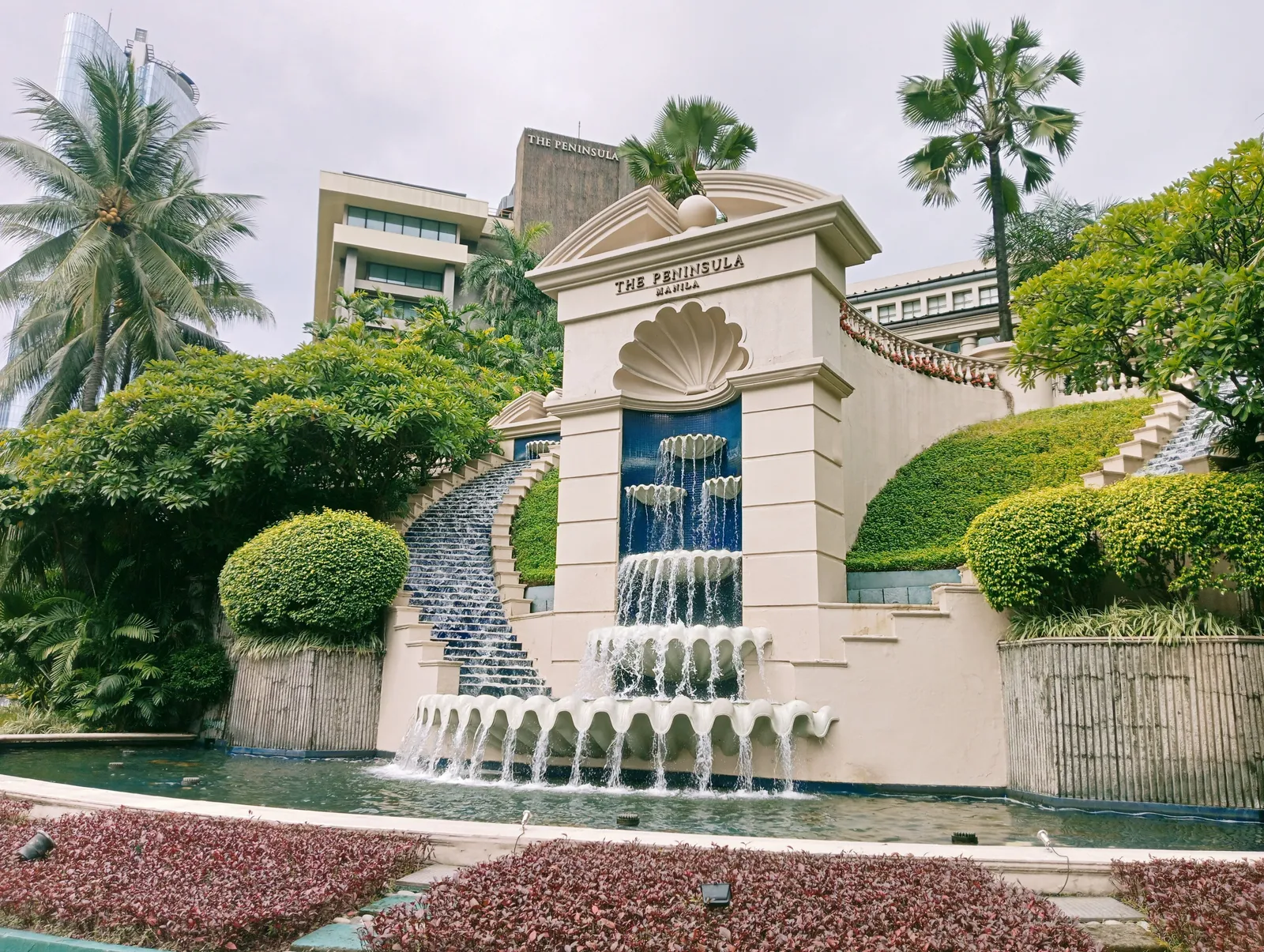 The Peninsula Manila, Manila