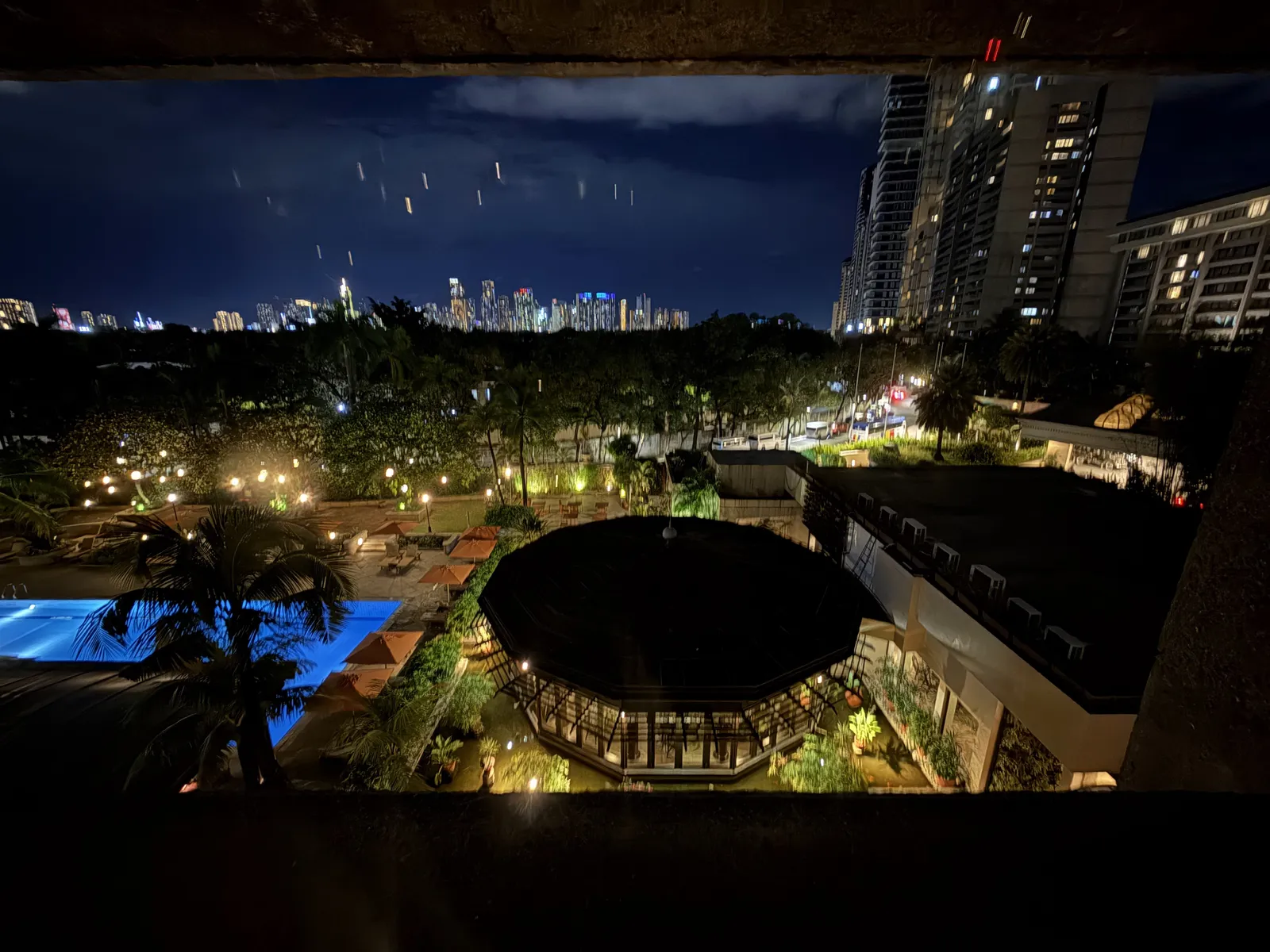 The Peninsula Manila — Exterior, Manila
