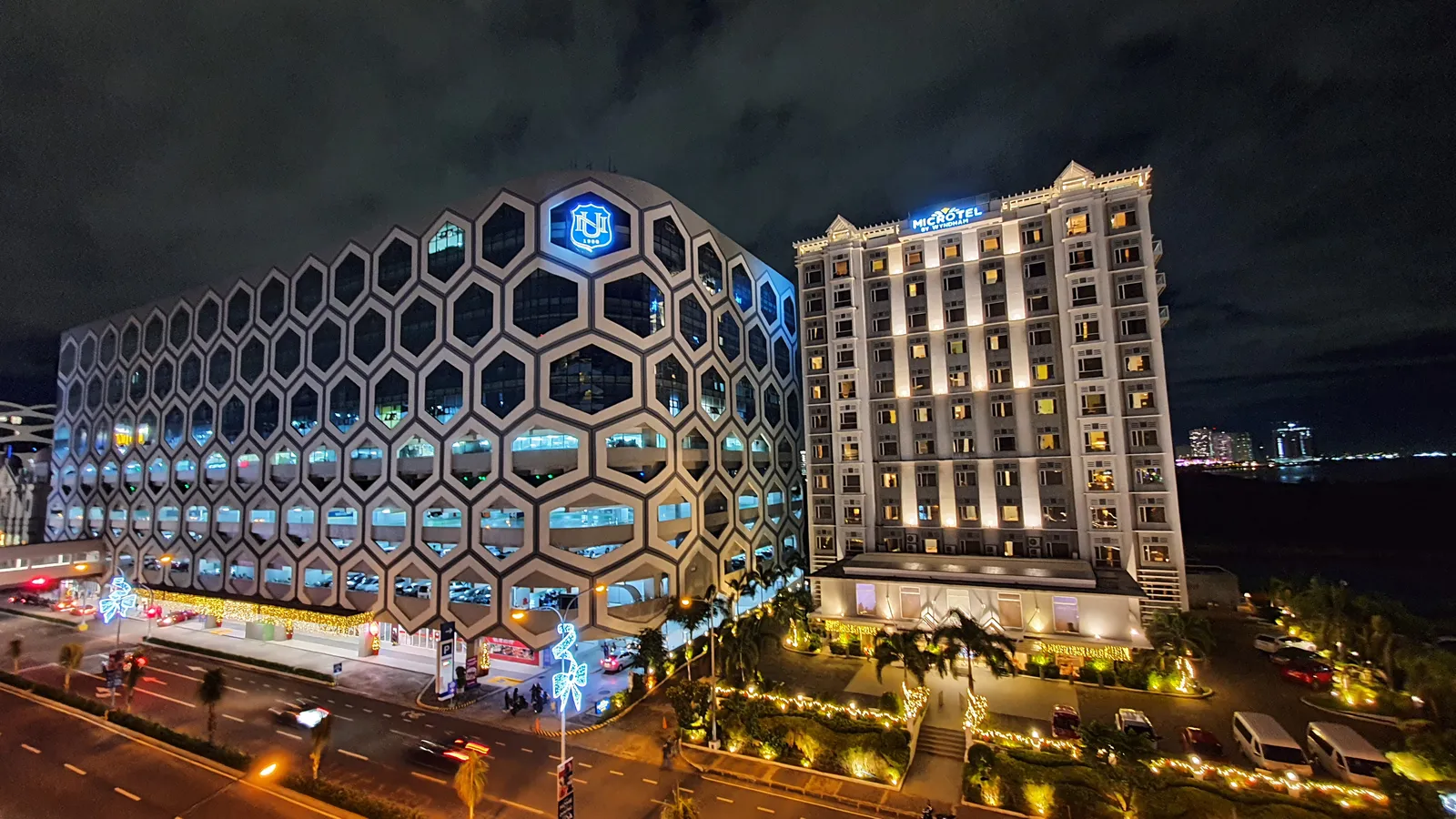 Conrad Manila — Exterior, Manila