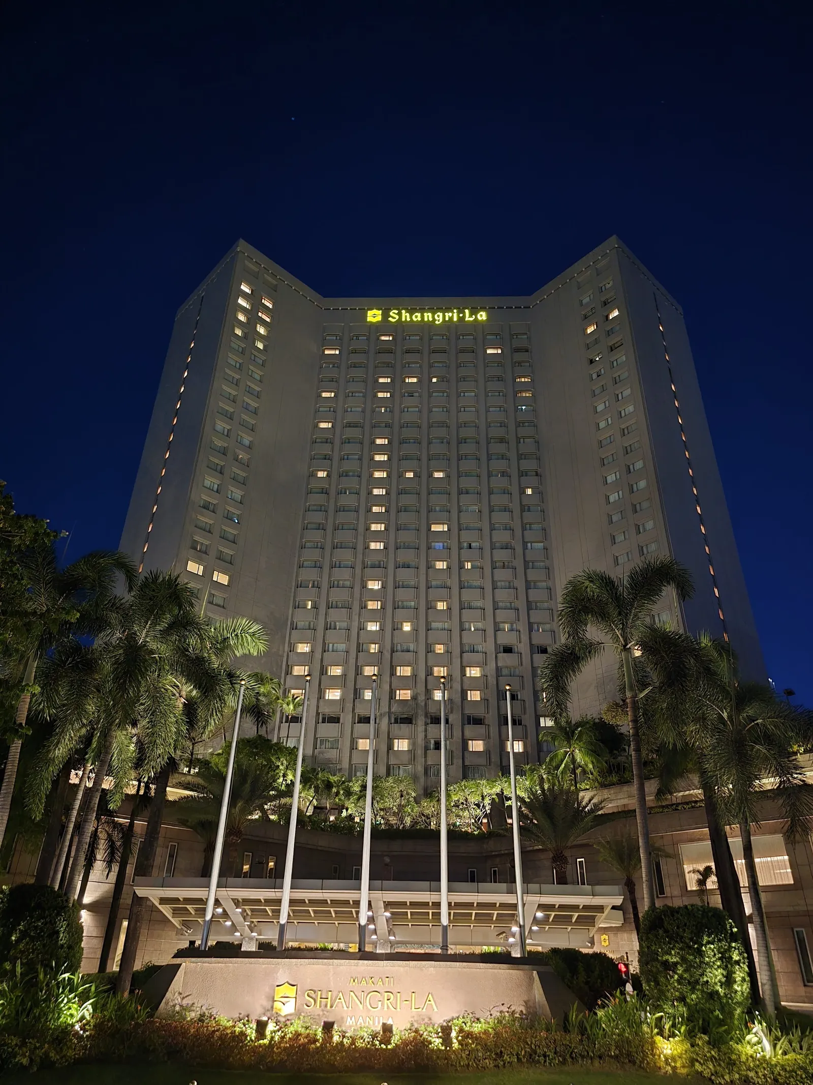 Makati Shangri-La, Manila — Exterior, Manila