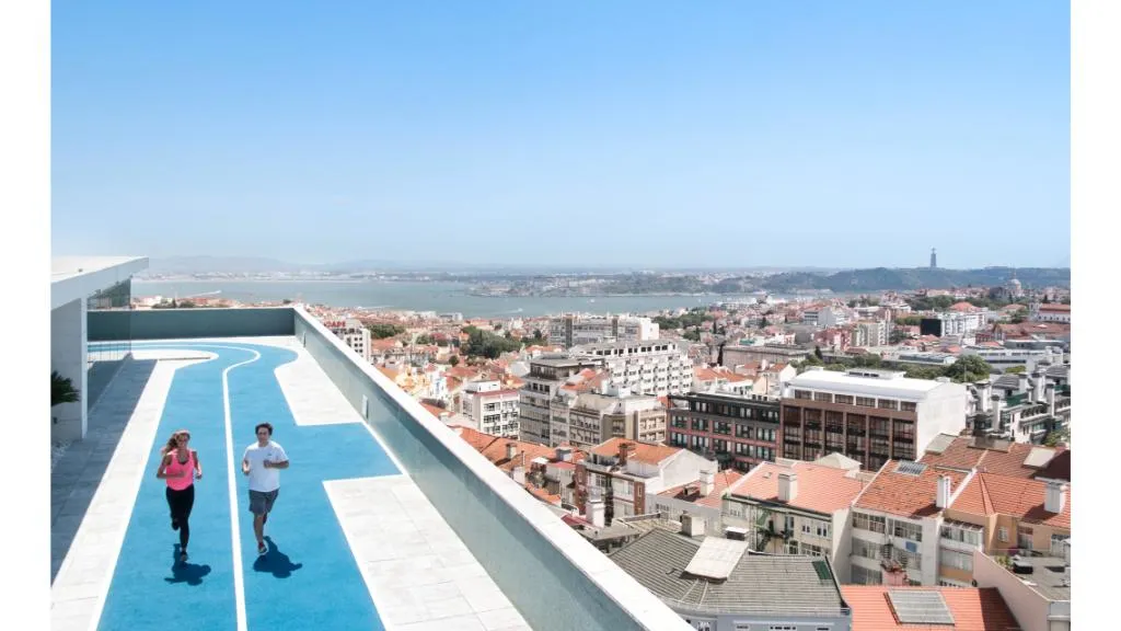 Four Seasons Hotel Ritz Lisbon — Exterior, Lisbon