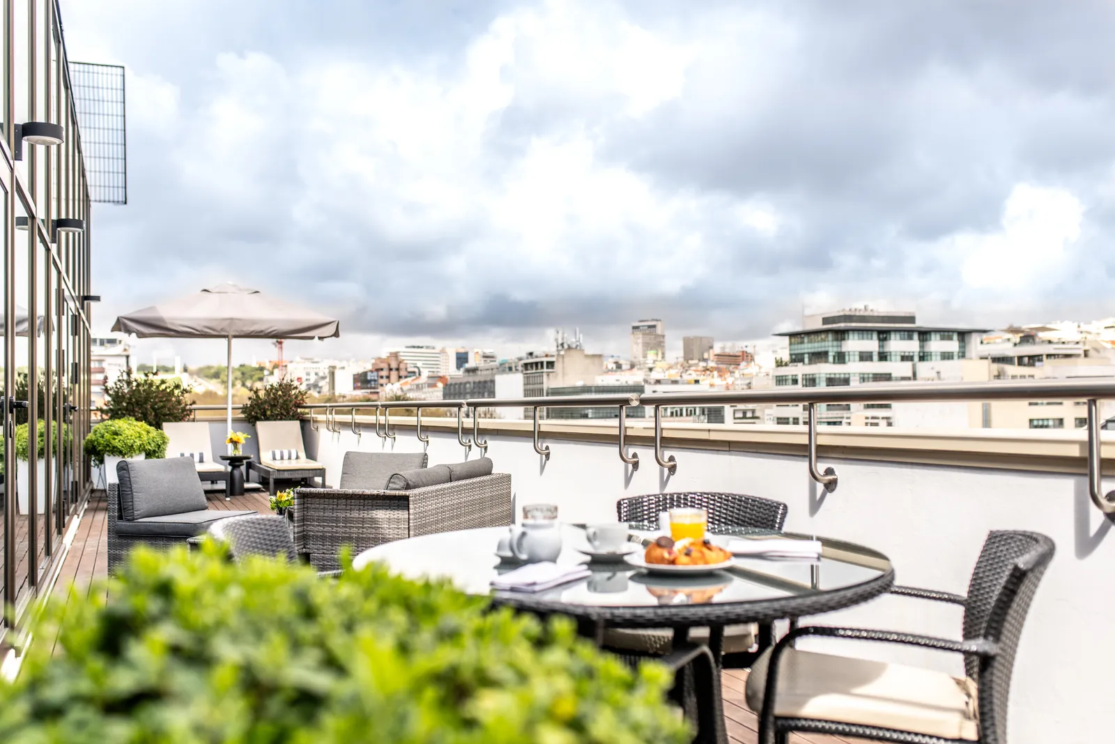 Sofitel Lisbon Liberdade — Exterior, Lisbon