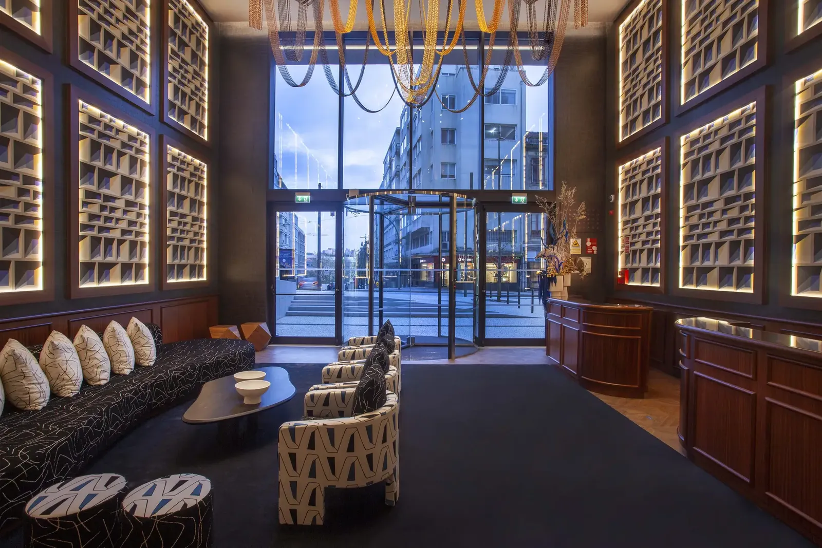 Wine And Books Porto Hotel, Porto
