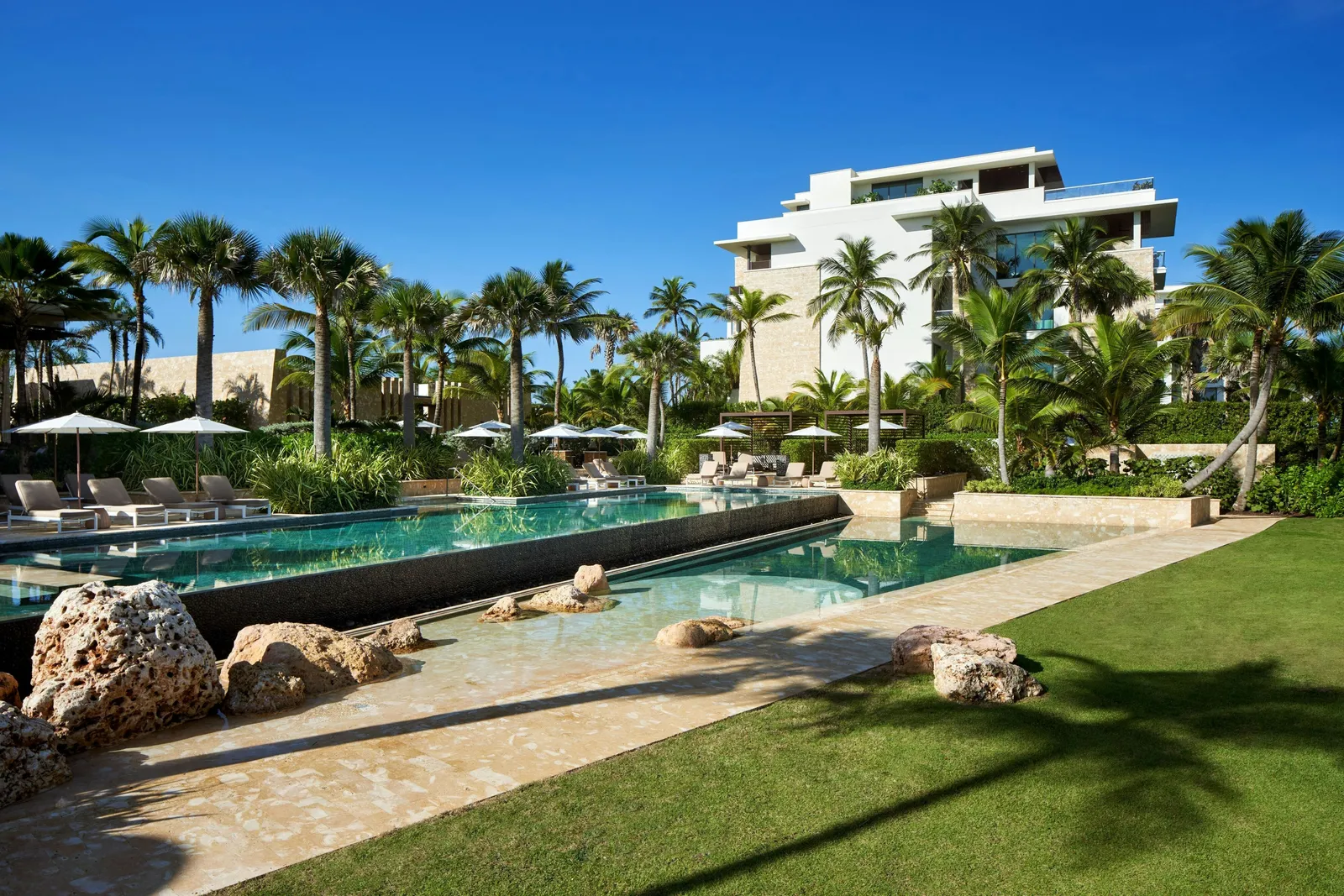 Dorado Beach, a Ritz-Carlton Reserve — Exterior, Dorado