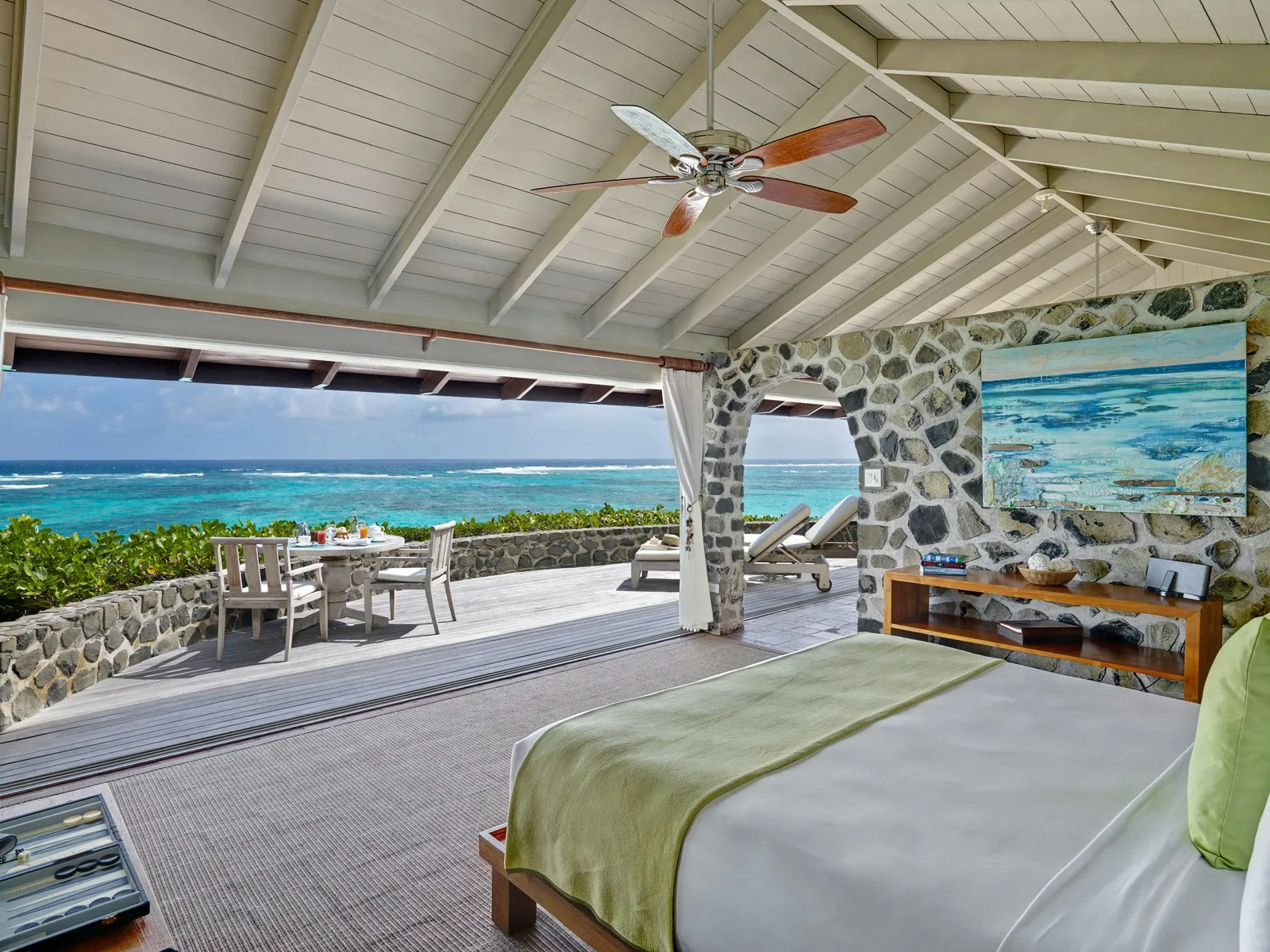 Petit St Vincent, Petit St Vincent