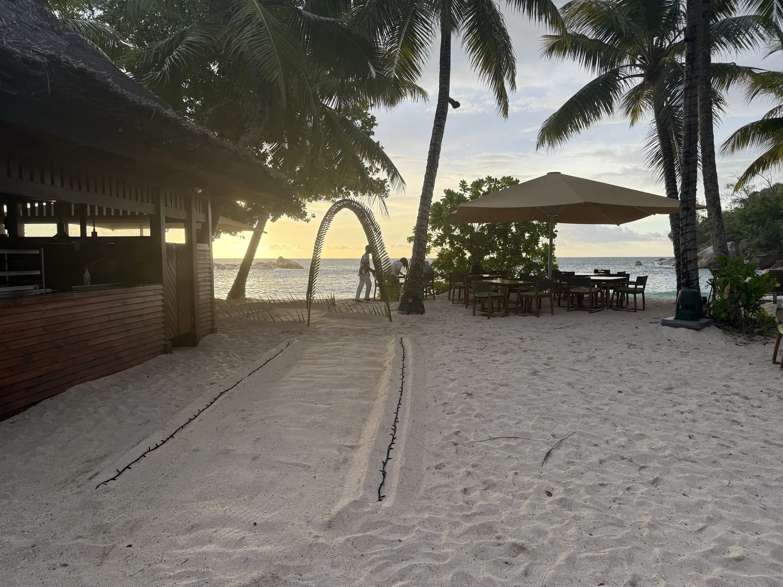 Constance Lemuria — Exterior, Praslin