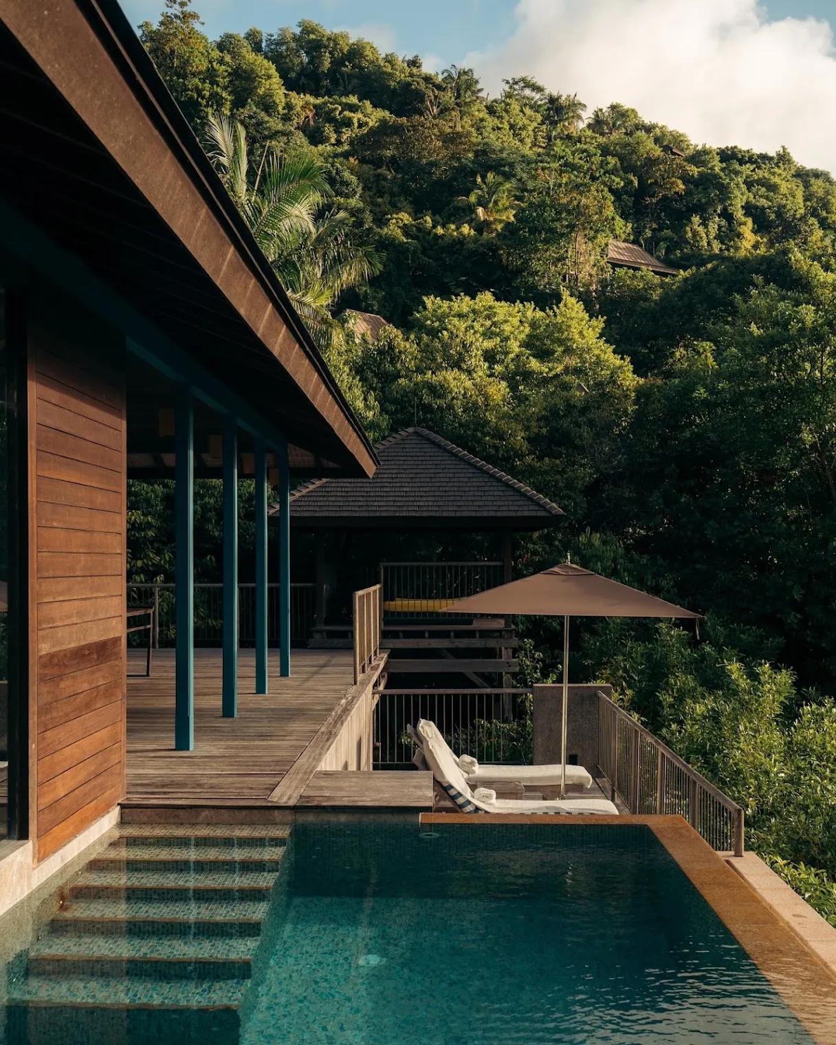 Four Seasons Resort Seychelles — Exterior, Victoria