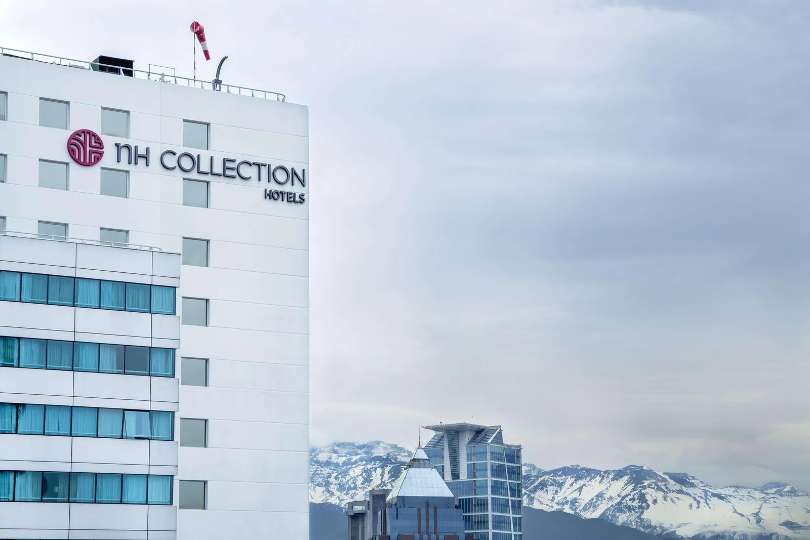 NH Collection Plaza Santiago — Exterior, Santiago