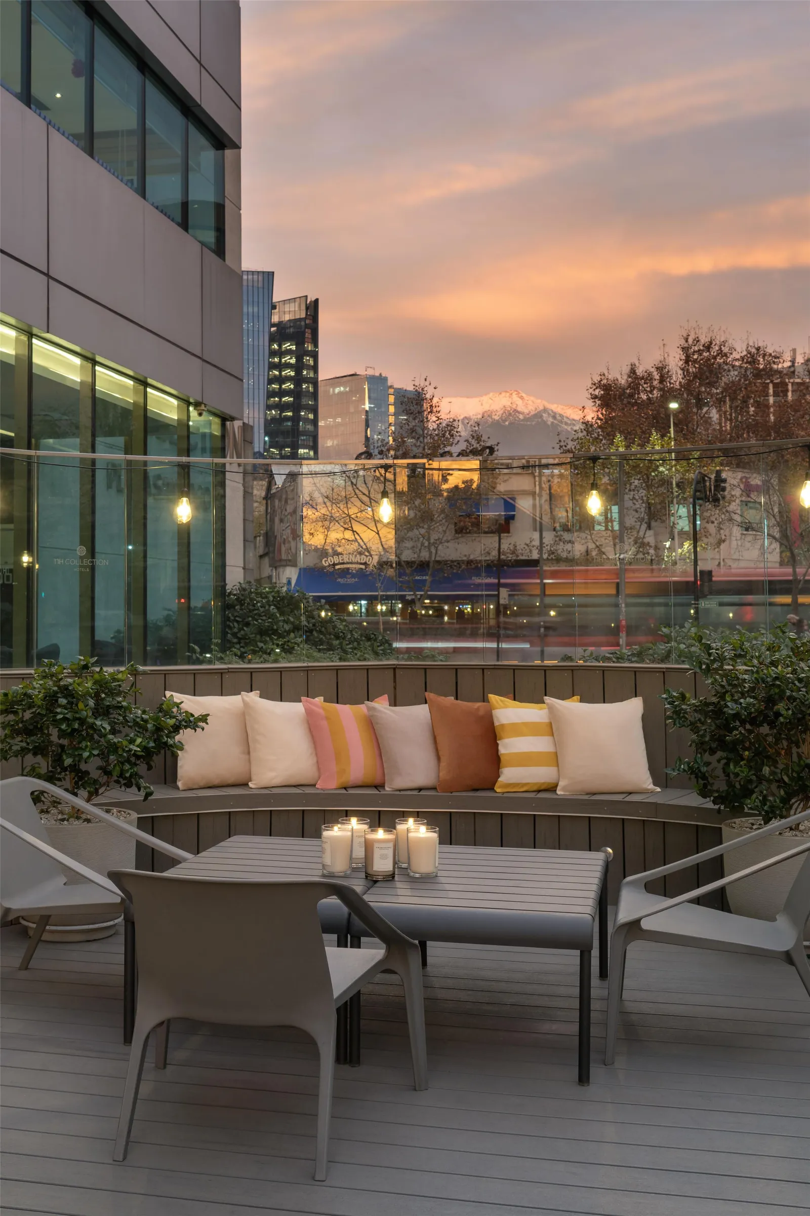 NH Collection Plaza Santiago — Exterior, Santiago