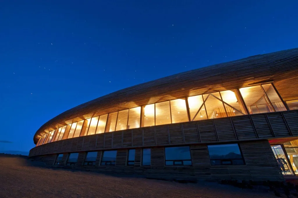Tierra Patagonia — Exterior, Torres del Paine