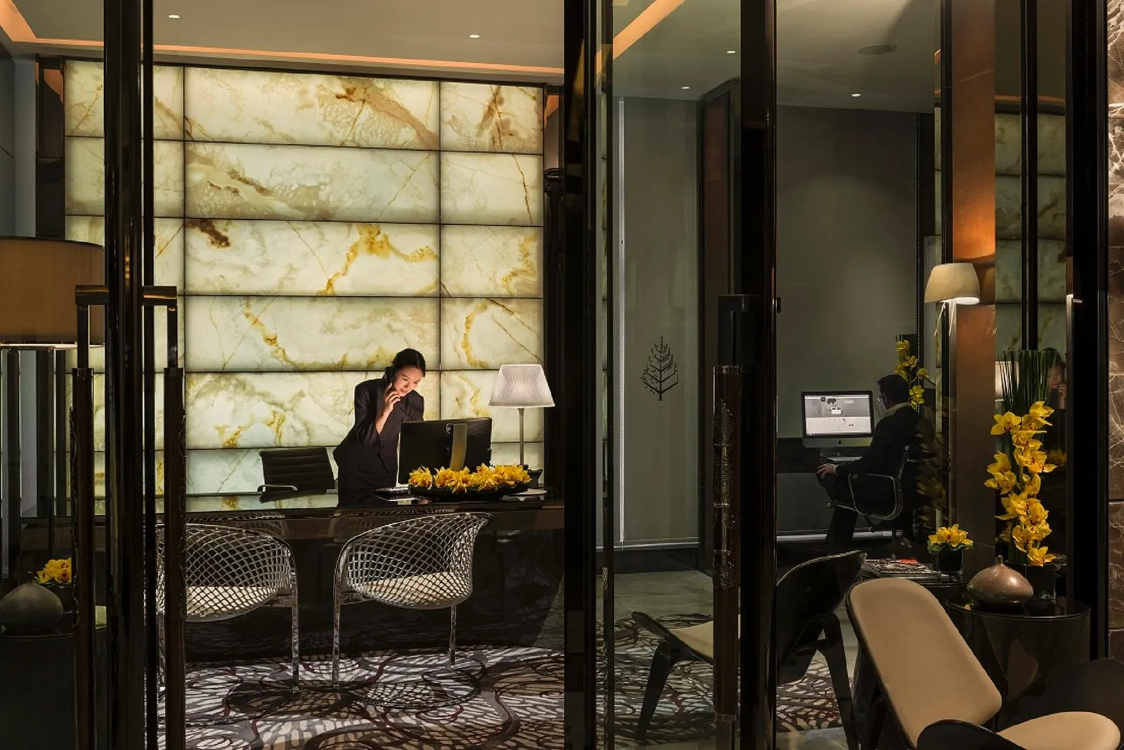 Four Seasons Hotel Guangzhou, China — Exterior, Guangzhou