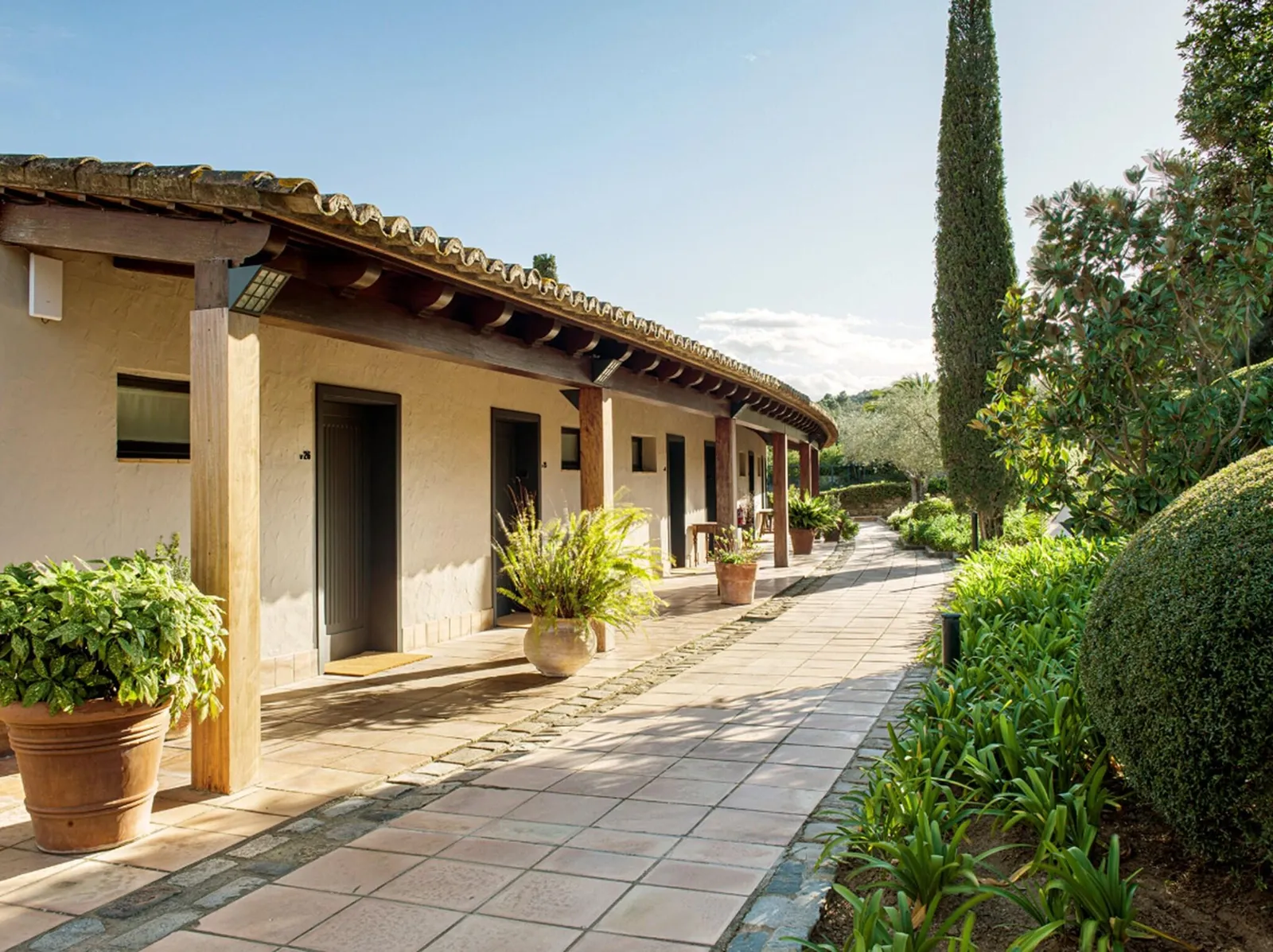 Mas De Torrent Hotel Spa — Exterior, Torrent