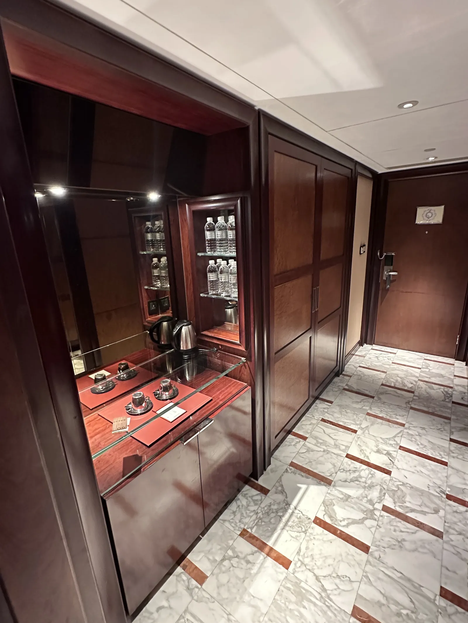Grand Hyatt Shanghai — Exterior, Shanghai