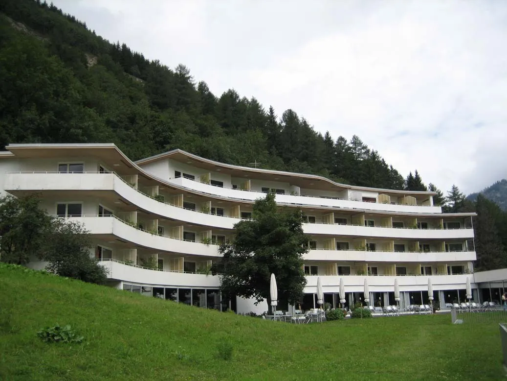7132 Hotel, Vals