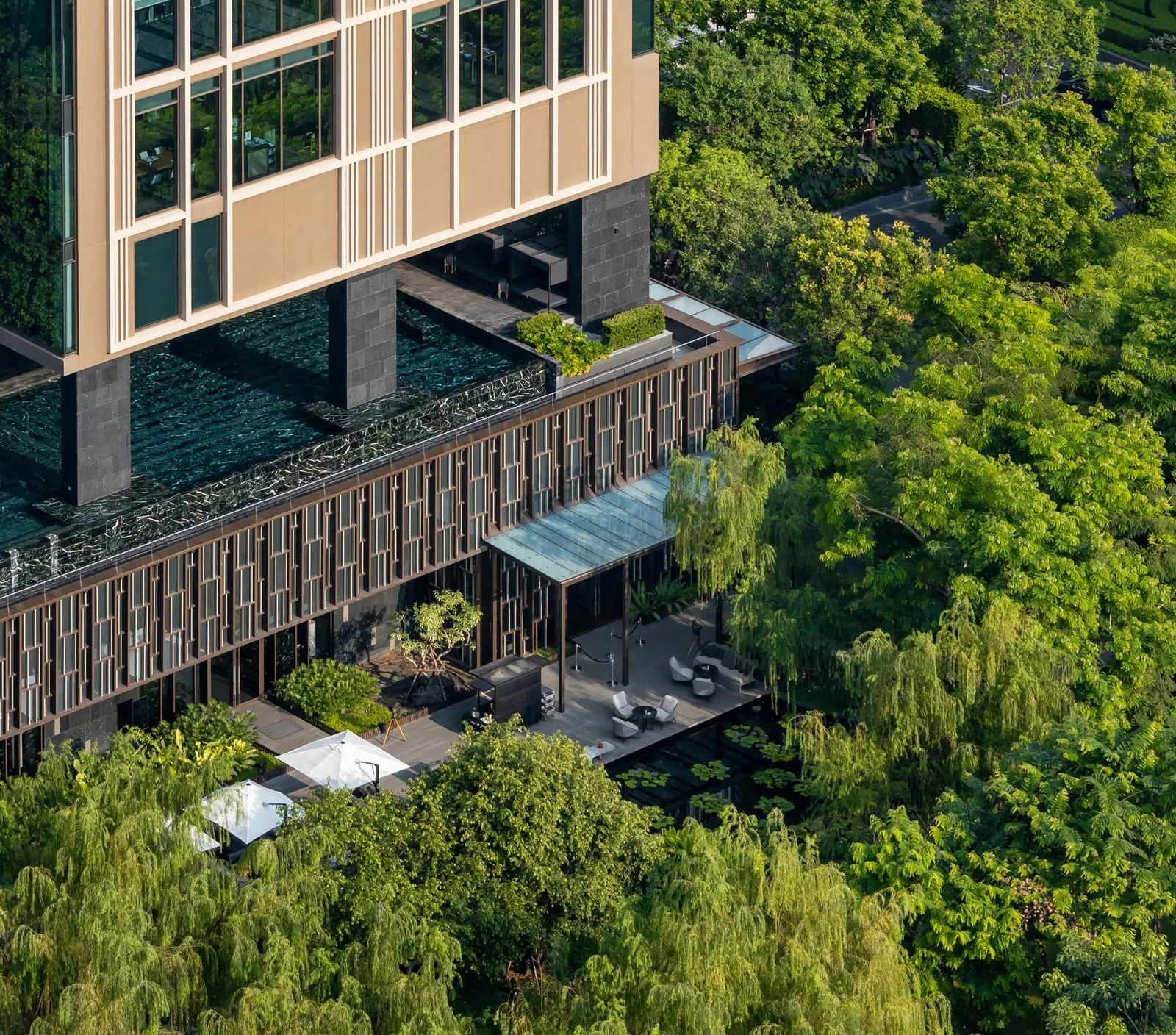 Kimpton Maa-Lai Bangkok — Exterior, Bangkok