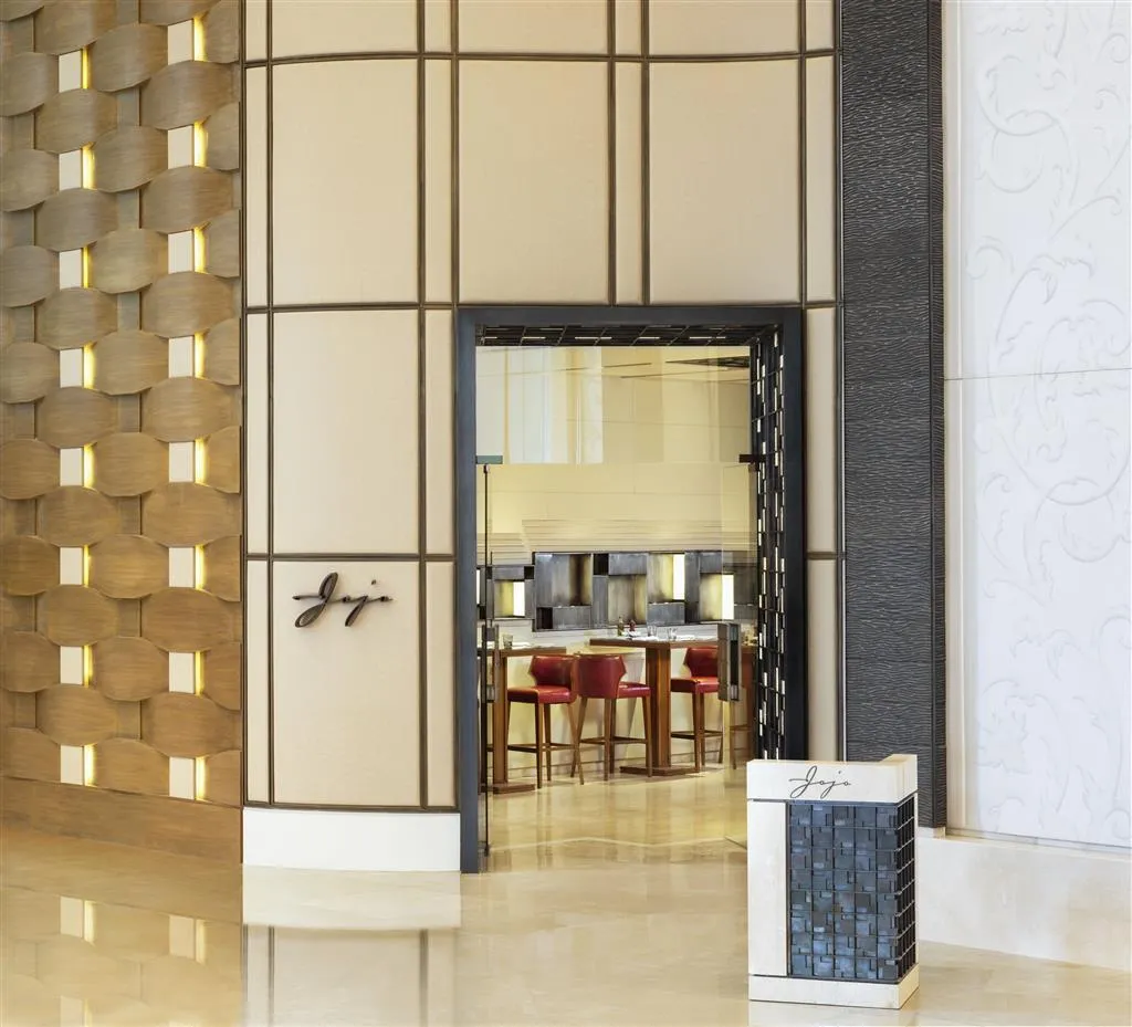 The St. Regis Bangkok — Exterior, Bangkok