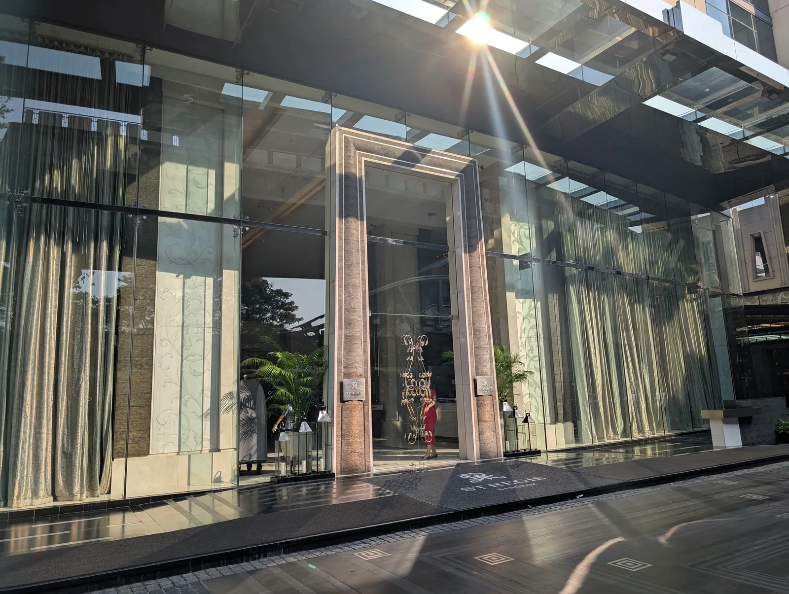 The St. Regis Bangkok — Exterior, Bangkok