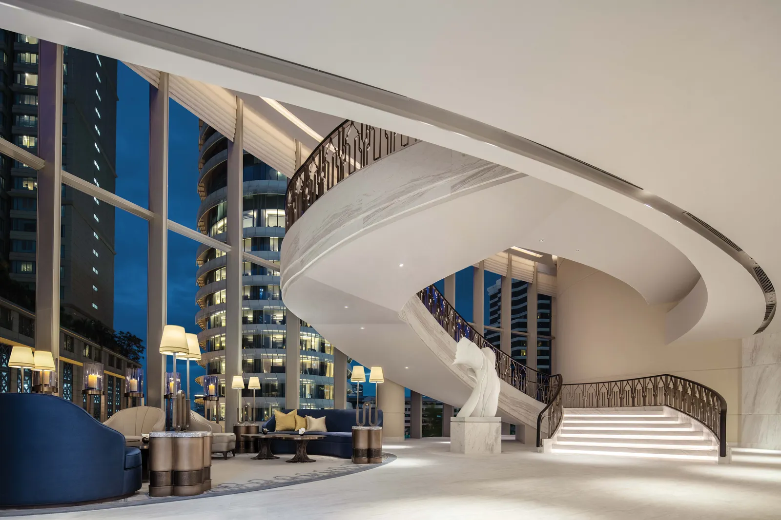 Waldorf Astoria Bangkok — Exterior, Bangkok